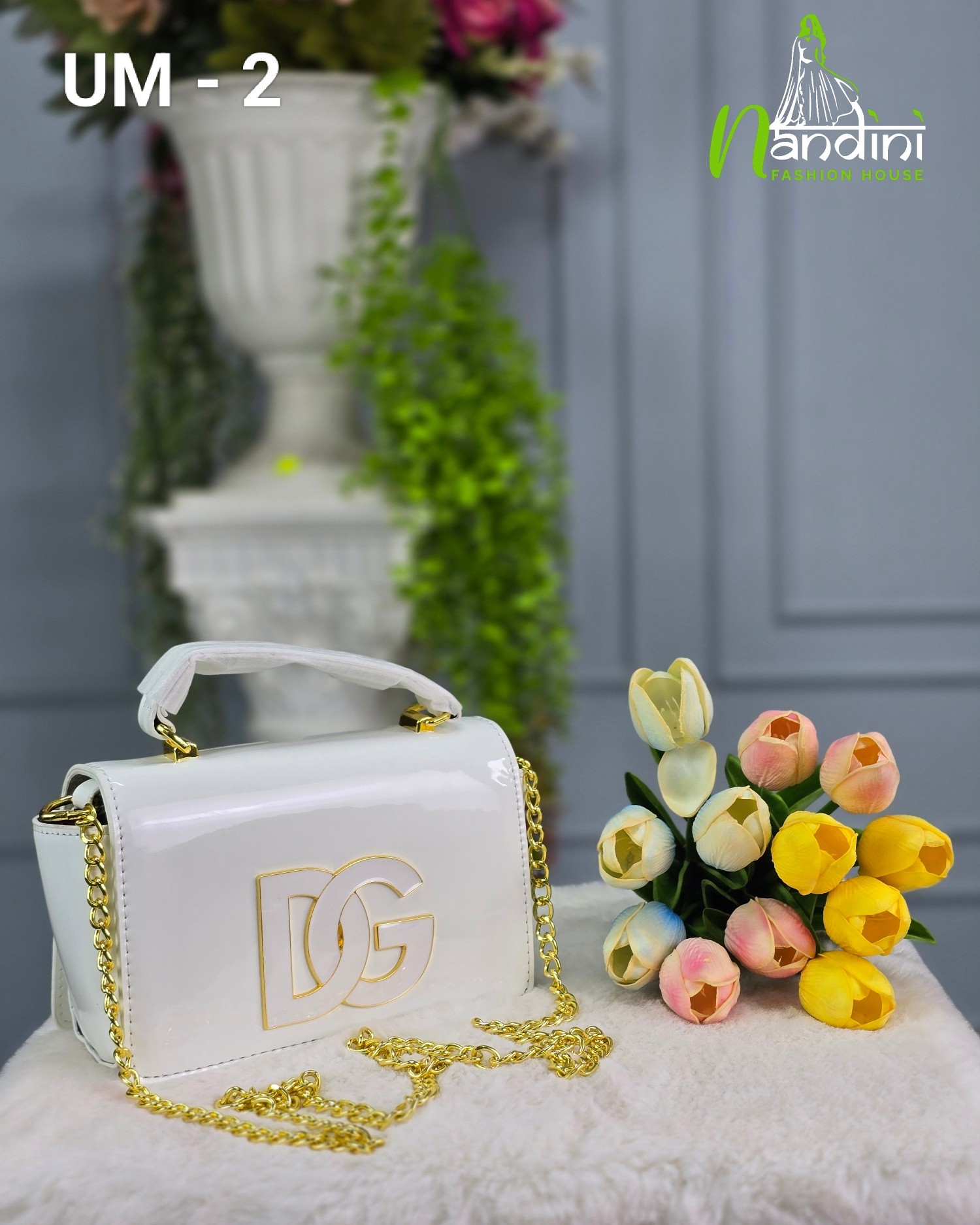 Chanel Ladies  shoulder Bag